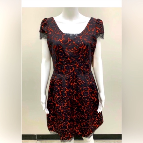 Nanette Lepore Dresses & Skirts - Nanette Lepore Red/black Lace dress Size 4